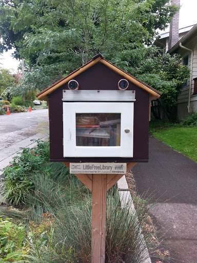 SE Madison and 52nd Free Library