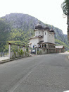 Manastirea Mracunea