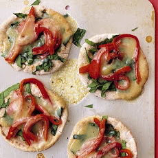 Spinach and Pepper Pita Pizzas