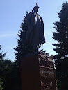 Памятник В.И. Ленину на площади Победы