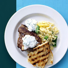Lamb Chops with Yogurt Sauce