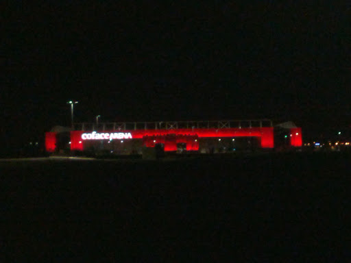 Stadion bei Nacht