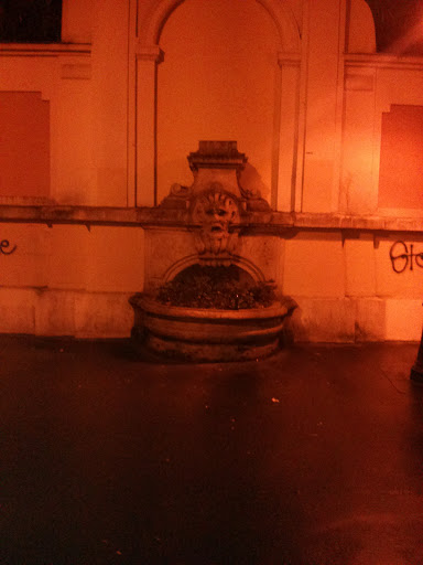 Fontaine de la Tête Apeurée