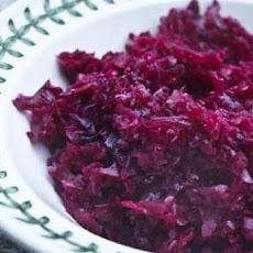 Grandma Jeanette's Amazing German Red Cabbage