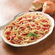 Mediterranean Linguine with Basil and Tomatoes