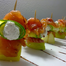 Pinchos trout, zucchini with ricotta cheese and mint and ginger apple
