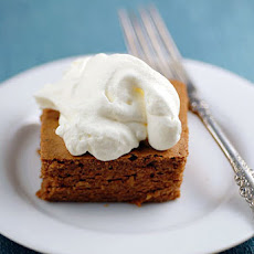 Cinnamon Apple Cake