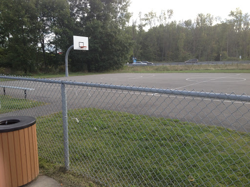 Terrain de basketball