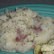 Red Garlic Mashed Potatoes