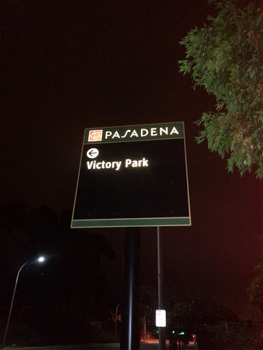 Pasadena City Directional Sign 