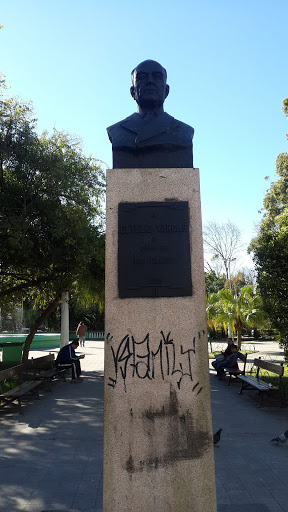 Monumento A Getúlio Vargas 