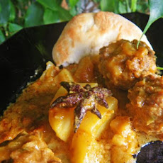 Granny's Malaysian Meatball Curry