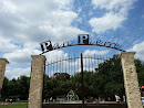 Portail Du Parc Pierre