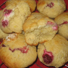 Raspberry Cheesecake Muffins