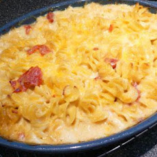 Macaroni and Cheese With Tomato