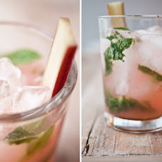 Rhubarb Mojito