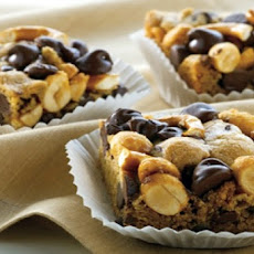 Chocolatey Peanut Pretzel Bars