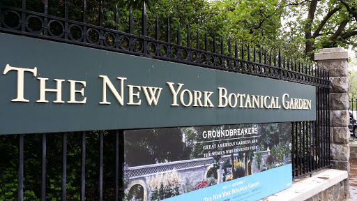 The New York Botanical Garden Mosholu Gate
