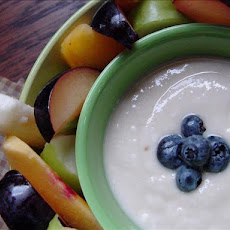 Fresh Fruit With Dipping Sauce