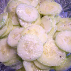 Quick Sour Cream Cucumbers