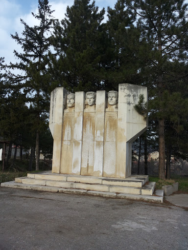 Bozhichen Monument