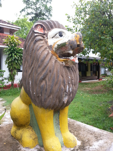 Nagapushparama Lion Statue