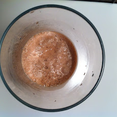 The easiest chocolate Frappe' with a nutmeg twist
