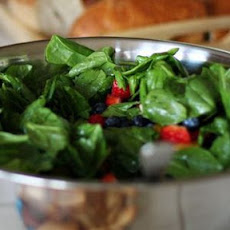 Delicious Spinach & Strawberry Salad