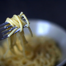 Spaghetti with Cheese and Pepper [Spaghetti Cacio e Pepe]