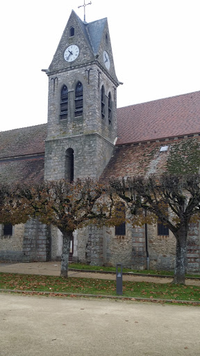 Eglise De Vert Saint Denis