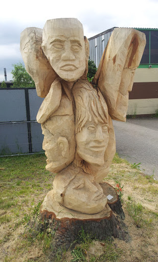Wood Faces Statue @ Schifferstadt 