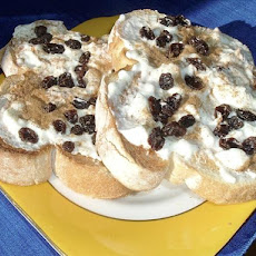 Healthy Instant Cinnamon and Raisin Slice