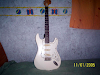 Guitarra Electrica Blanca Remato