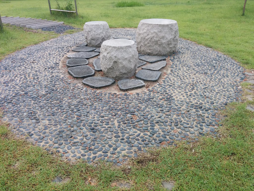 구조화 된 돌 드럼
