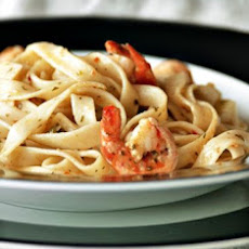 Spaghetti With Shrimp, Capers and Garlic