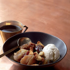 Apple-Brandy Brown Betty