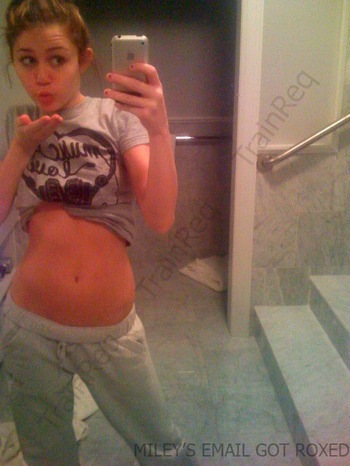 [miley11[3].jpg]