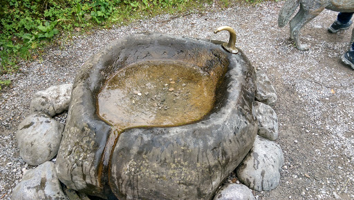 Einfacher Brunnen
