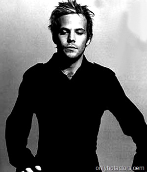 [stephen dorff4[3].jpg]