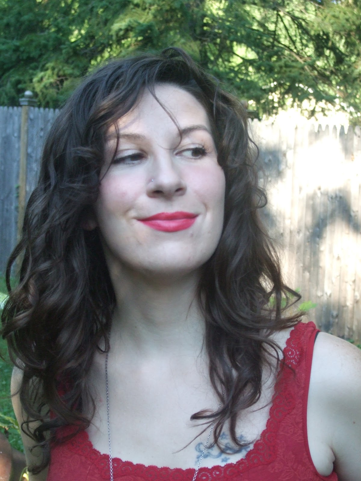 [08-15 Red Lipstick[2].jpg]