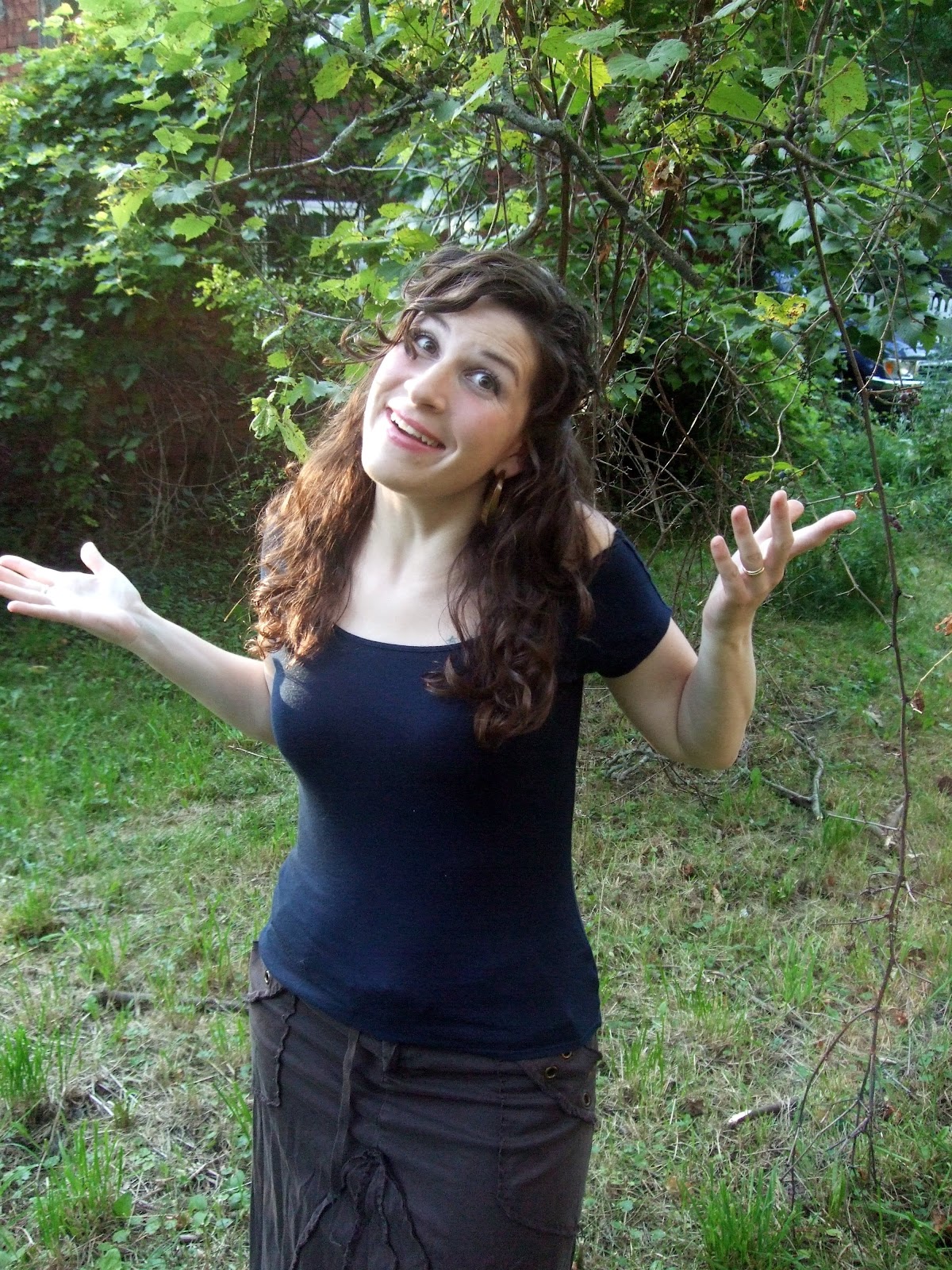[08-15 Looks Just Like Gina 3[2].jpg]
