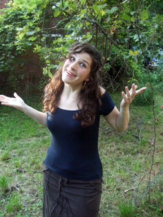 08-15 Looks Just Like Gina 3