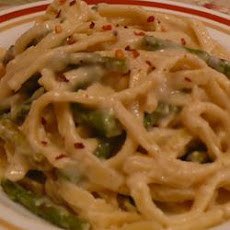 Creamy Asparagus Pasta