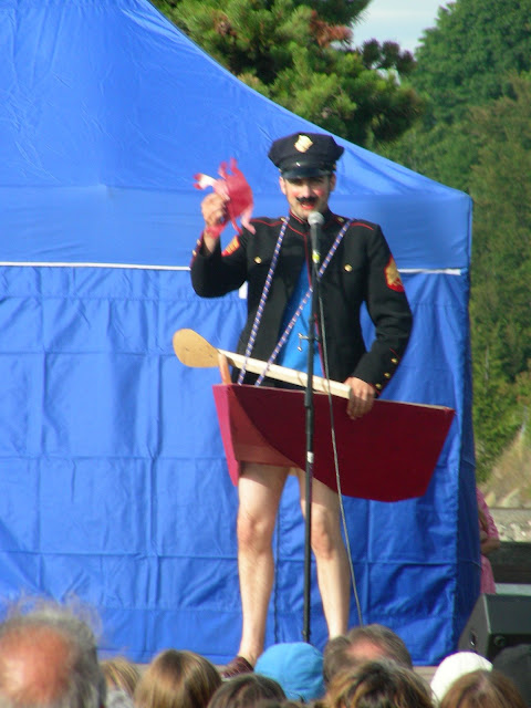 [http://lh5.ggpht.com/Stuparman/SK0tpbxyktI/AAAAAAAAHPI/jm9MQfXzMzc/s640/Aqua%20Chautauqua%204%20bellingham%20%2813%29.JPG]