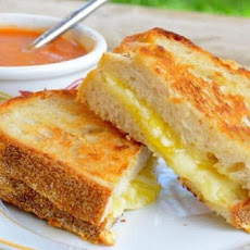 Triple Grilled Cheese With Tomato Soup