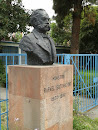 Busto Ministro Rafael Sotomayor