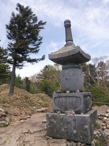 Daibosatsu-Toge monument