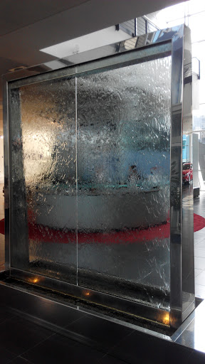 Transparent Glass Fountain