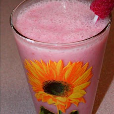 Pineapple and Raspberry Smoothie