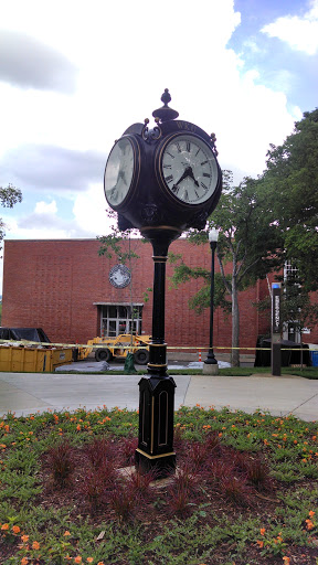 WKU Clock Garrett Conference Center